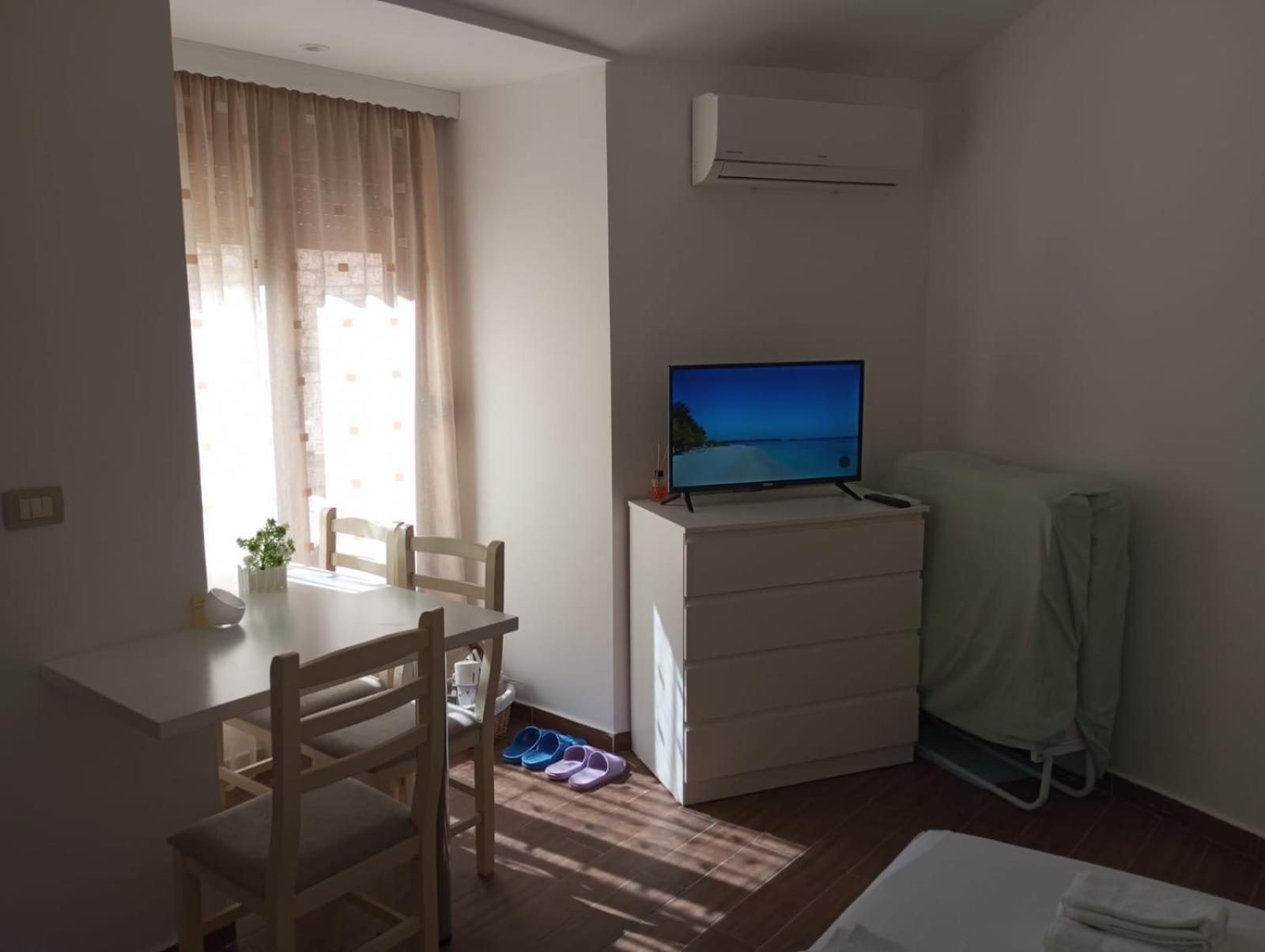 Mario Rooms Sarandë Buitenkant foto